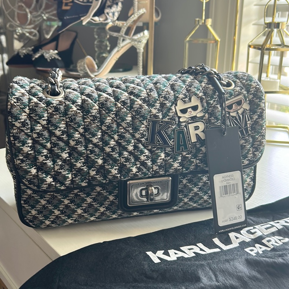 KARL LAGERFELD Paris